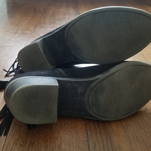 *FREE Gift* Heeled boot in faux suede - Picture 5 of 6